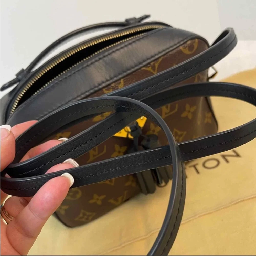 Authentic Louis Vuitton Saintonge Noir Monogram Crossbody Bag
